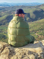 Black Compact Lightweight Quilted Blanket - Soft, Warm, and Portable for Outdoor Adventures