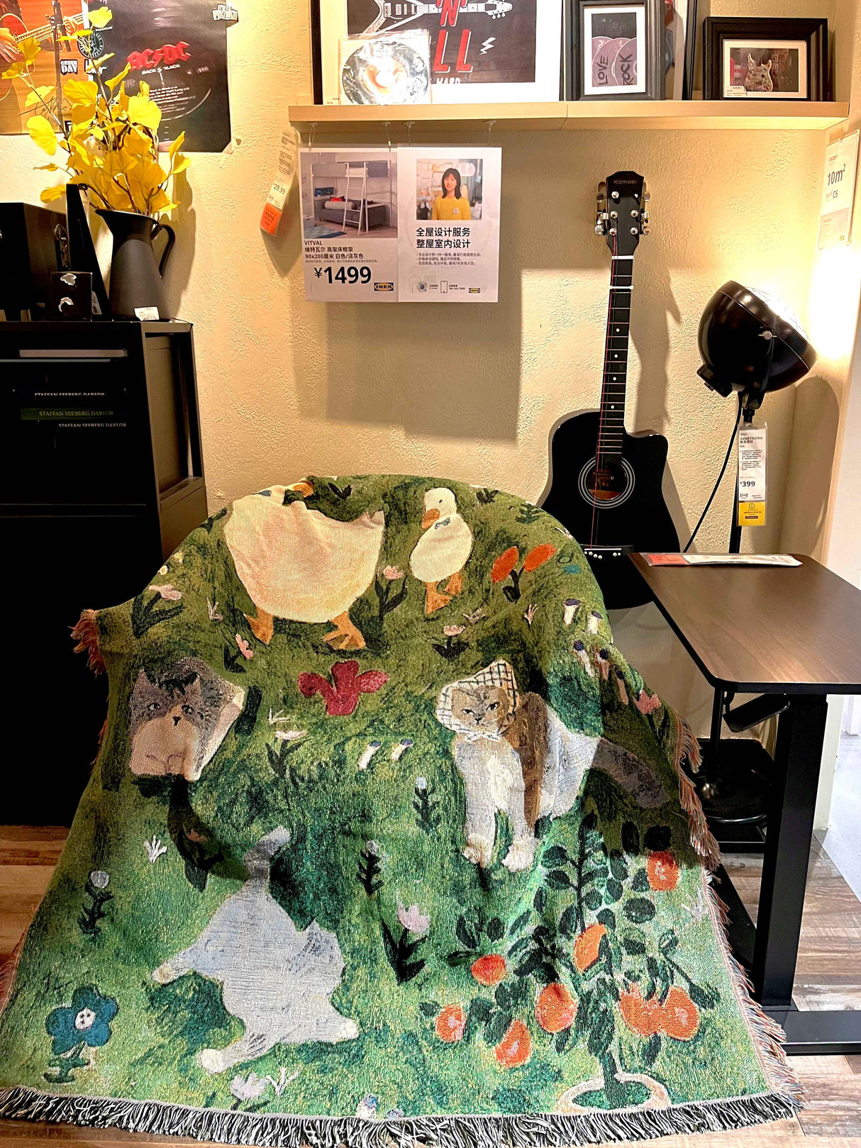 Green Floral Cat Patterned Throw Blanket ??Soft and Cozy, 130x160cm with Tassels