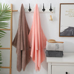Light Gray Soft Cotton Bath Towel - 70x140cm, Quick Dry, Super Absorbent