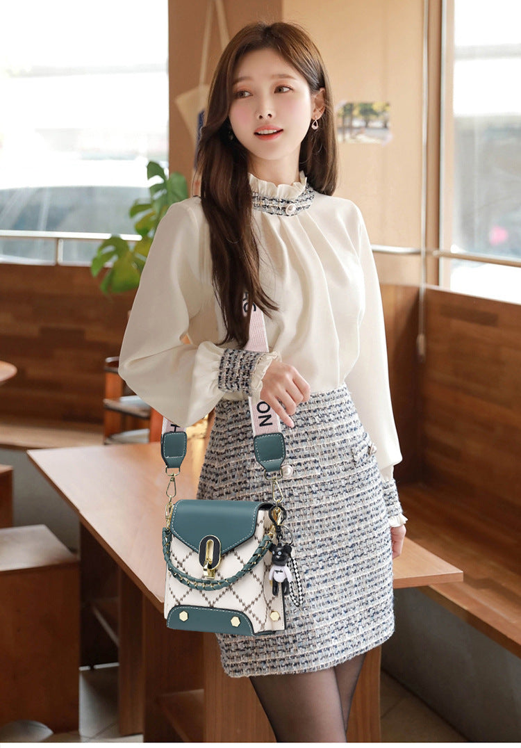 khaki Stylish Korean Minimalist Crossbody Bag - Elegant Small Square Shoulder Bag with Phone Pocket