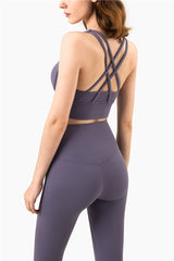 Size XL White Cross-Back Yoga Sports Bra for Women - High Support & Shockproof Fitness Bra - Top-Down View