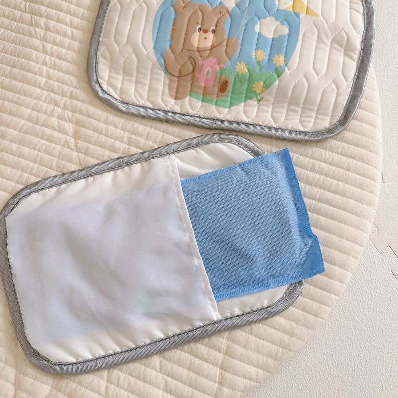 Strawberry Pattern 2 Piece Set Kids Cooling Pad Set - 60x120cm Cartoon Latex Mattress Protector, Pillow