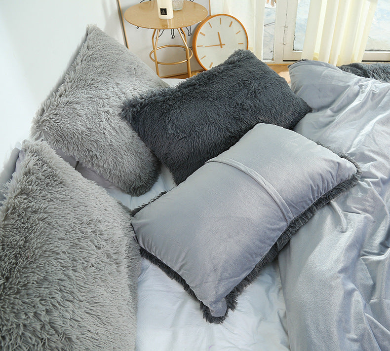 Light Grey Faux Fur Pillowcase Set - Crystal Velvet Plush Throw Pillow Covers, Bedding Accent (50x70cm, Pair)