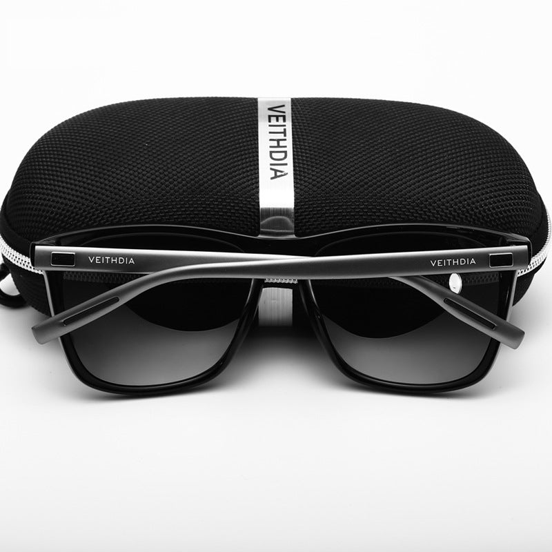 Black Frame + Black Temples + Photochromic Blue Lenses Unisex Aluminum-Magnesium Square Polarized Sunglasses - Stylish UV-Protective Driving Glasses