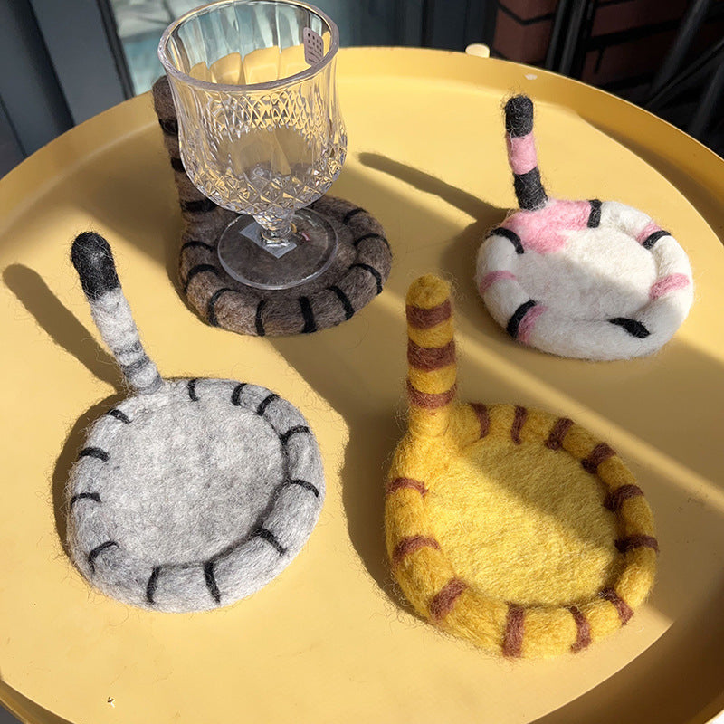 2 Pcs White Handmade Wool Felt Cat Coasters - Cute Tiger Design, Heat-Resistant Table Mats