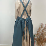Beige Cotton Waterproof Artisan Apron - 100x85cm, Stylish Cross-Back Design, Ideal for Kitchen & Floral Work - Close-Up Angle