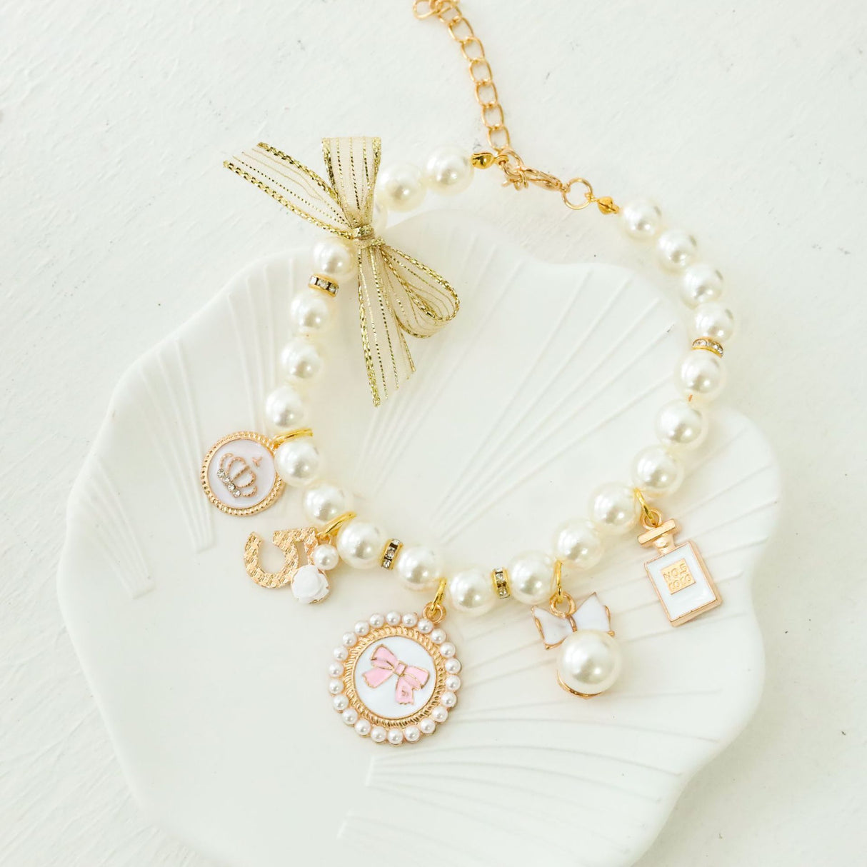 White 4-PCS Pearl Charm Pet Necklace - Adjustable Bowknot Collar for Small Dogs & Cats (L: 30+5CM)