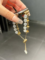 2-pcs Gold chain with white beads Elegant Cat's Eye Beaded Bracelet Band for Apple Watch - Women's Luxury Strap (Compatible Size :38/40/41MM ) - 45-Degree Angle