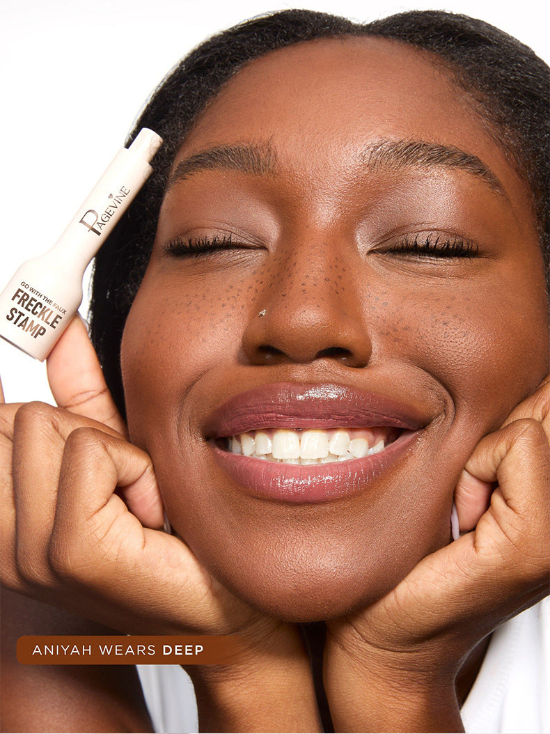 Effortless Faux Freckle Stamp Pen - Natural Looking Freckle Clusters in Seconds(DARK)