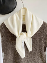 White Chic Wool Blend Knit Triangle Scarf - Versatile & Warm Fashion Accessory - 105 x 35cm
