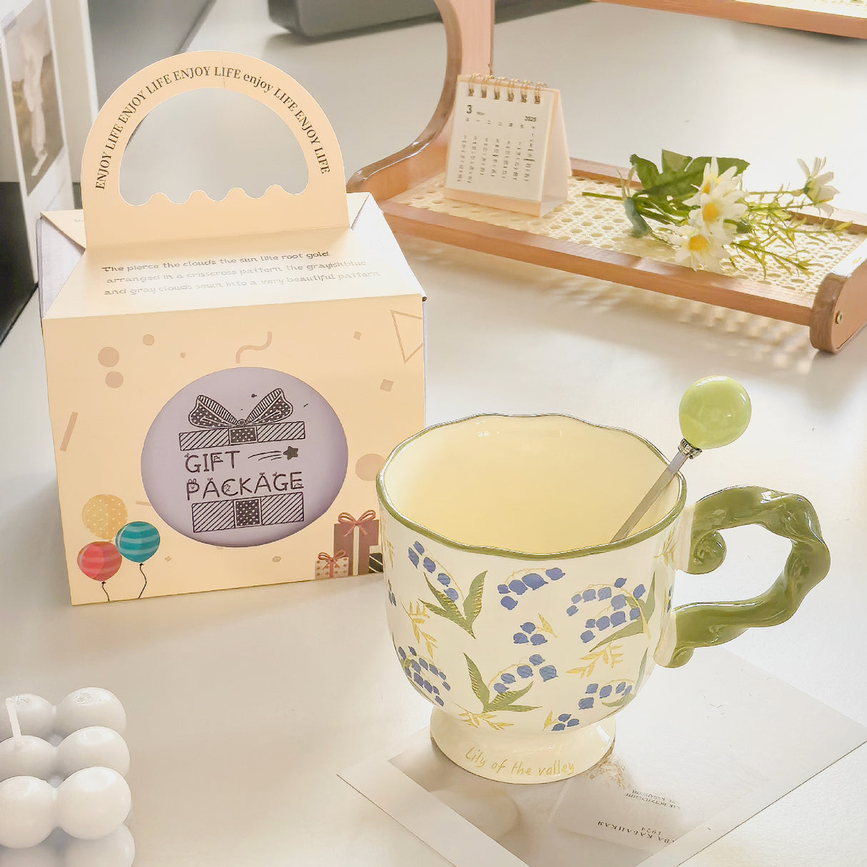Elegant Ceramic Mug with Sculpted Handle,400ml Vintage Inspired Pedestal Design(Matcha Green)