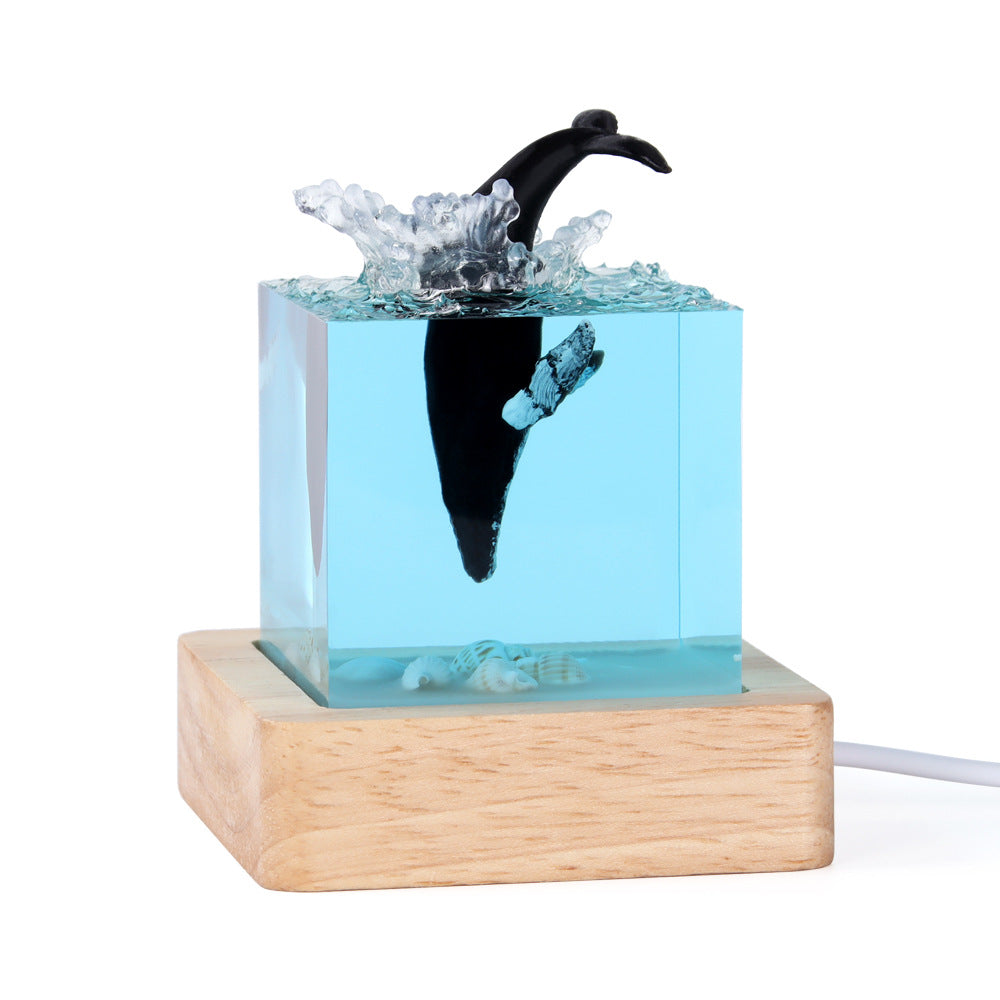Unique Handmade Epoxy Resin Lamp - Marine Life Diorama, USB Light, Ocean Decor Gift (Shell in the water model)