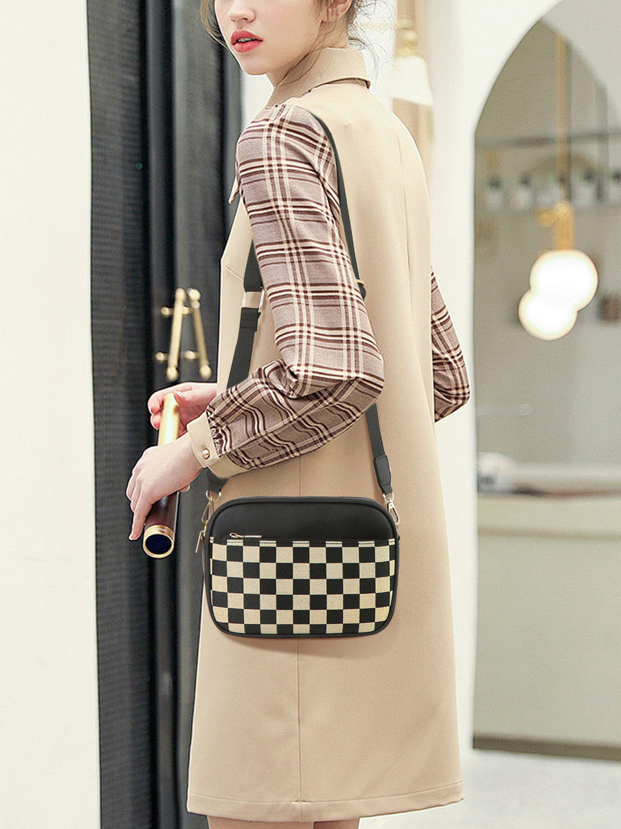 Black Stylish Checkerboard Crossbody Camera Bag - PU Leather with Adjustable Wide Strap