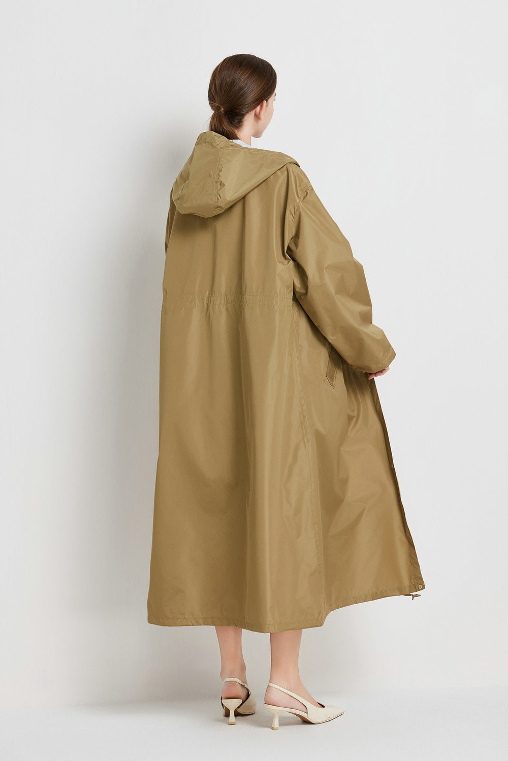 Size L Khaki Women's Chic Lightweight Waterproof Raincoat - Long Hooded Packable Rain Jacket with Pouch