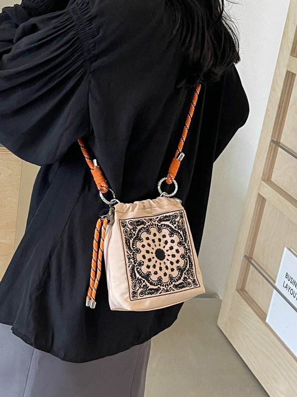 Chic Drawstring Bucket Bag with Intricate Print - Adjustable Rope Strap, Lightweight Fabric(Beige)