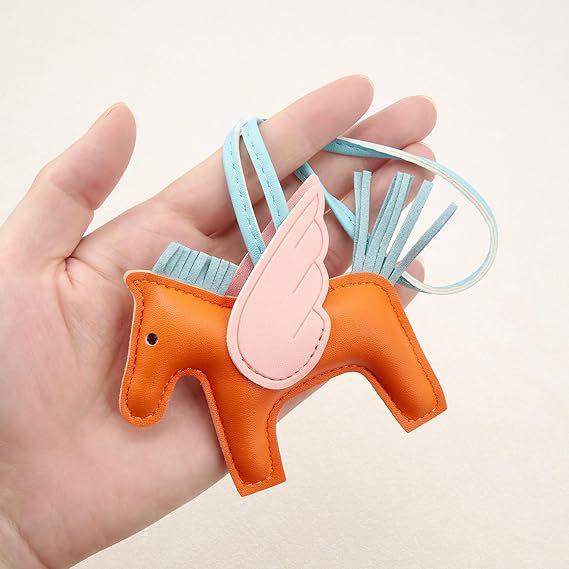 Red PU Leather Pegasus Keychain – Cute Flying Horse Pendant with Wings and Rope, 3-Pack