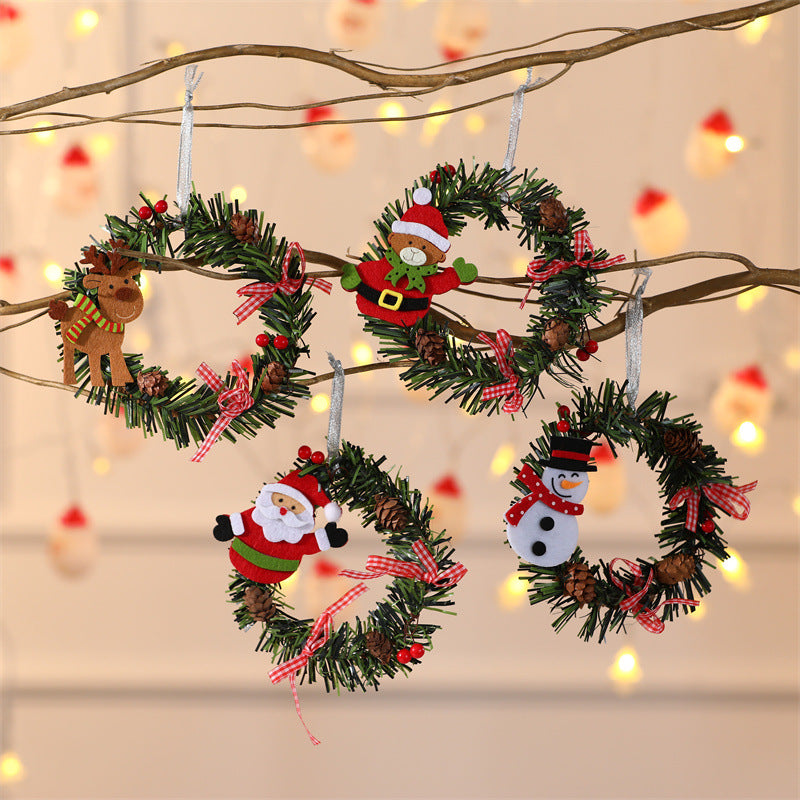 Elk Mini Christmas Wreath Ornaments (11cm) - Festive Santa, Snowman & Reindeer Decor for Doors & Windows