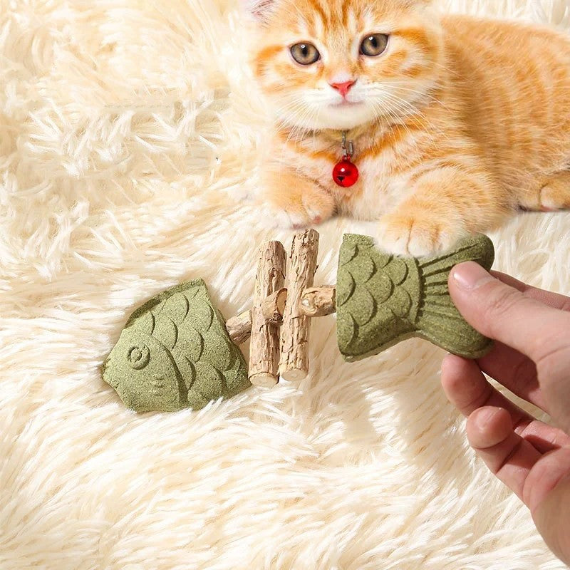 Brown 5 Pack Cat Catnip Toys Fish Bone Shaped Silvervine Chew Sticks for Teeth Cleaning and Interactive Play