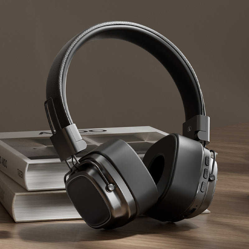 All-Black Stylish Retro Wireless Bluetooth & Plug Hi-Fi Stereo Headphones - Glowing LED Gaming Sports Over-Ear Headset with 10m Range, TypeC-Charging
