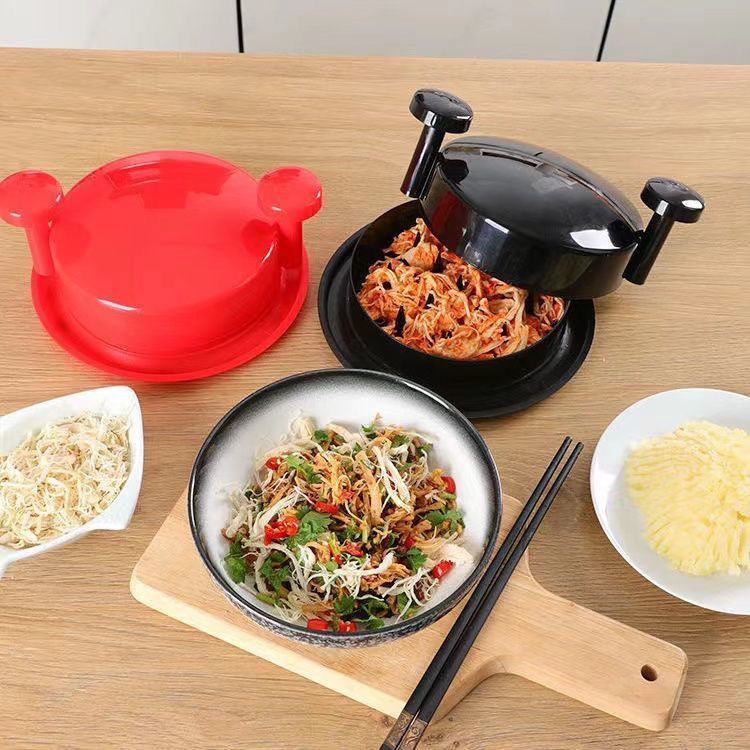 Red Manual Meat Shredder with Spiked Interior for Quick Chicken Separation Professional Rotating Tool for Local Home Kitchens Effortless Meal Prep Solution