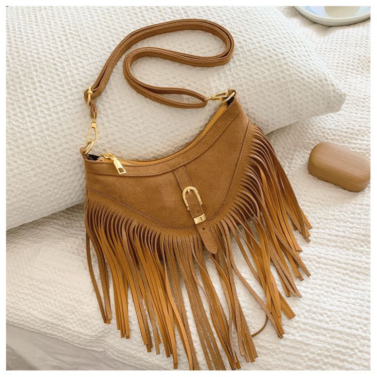 Khaki Vintage Boho Fringe Crossbody Bag - Retro Locking design PU Leather Shoulder Purse with Adjustable Strap