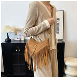 Khaki Vintage Boho Fringe Crossbody Bag - Retro Locking design PU Leather Shoulder Purse with Adjustable Strap