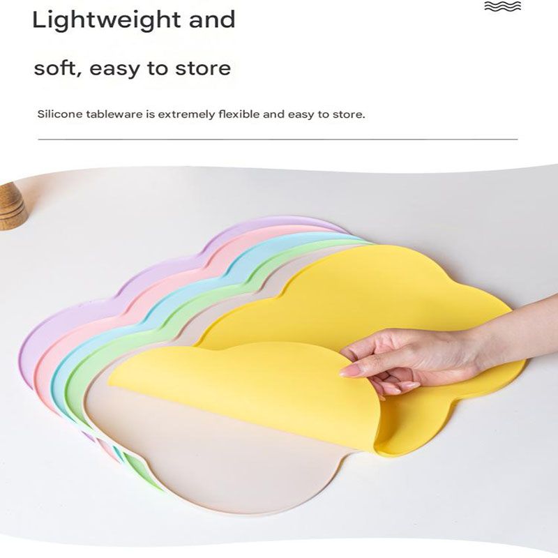 3-Piece Grey Silicone Placemat Set Cloud Shape Non-Slip Heat Resistant Kids Dining Mat