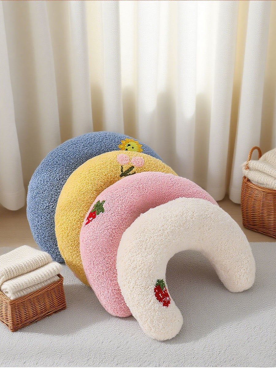 Yellow Pet U-Shaped Pillow - Soft Teddy Velvet Neck Support Cushion for Dogs and Cats, Deep Sleep Aid with Embroidered Design, Lightweight and Comfortable Pet Bed Accessory