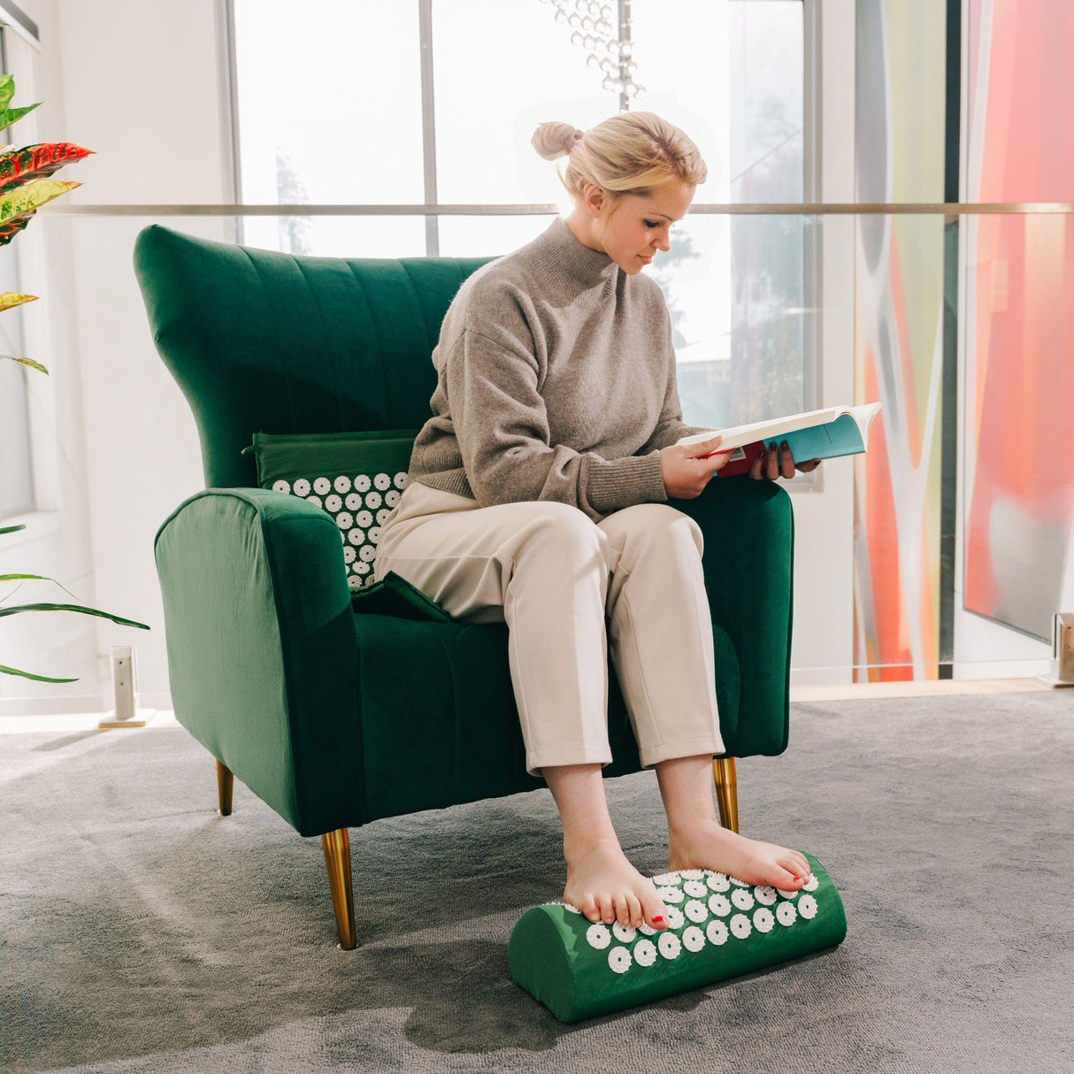 Acupressure Mat and Pillow Set with Bag