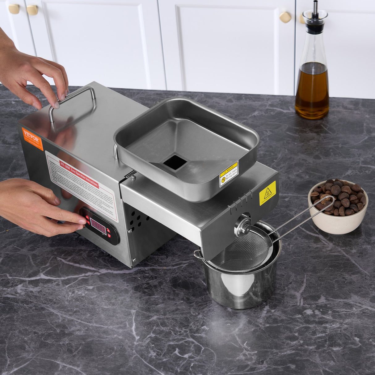 VEVOR Electric Oil Press Machine, 850W Stainless Steel Oil Extractor Machine, Adjustable Temperature, Hot Press Oil Expeller for Pressing Peanuts,