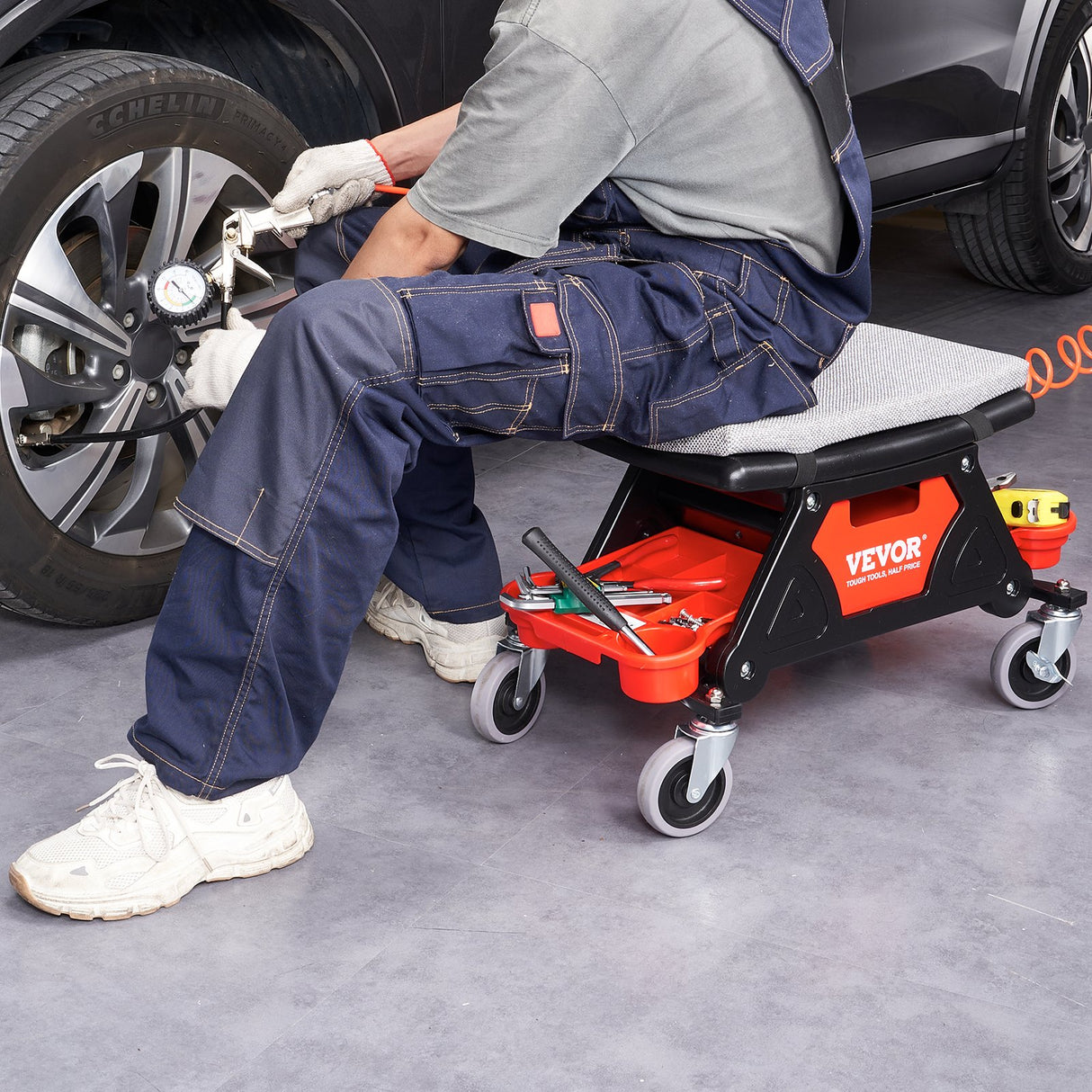 VEVOR Mechanic Stool Creeper Seat 300lb Rolling Shop Stool with Tool Trays