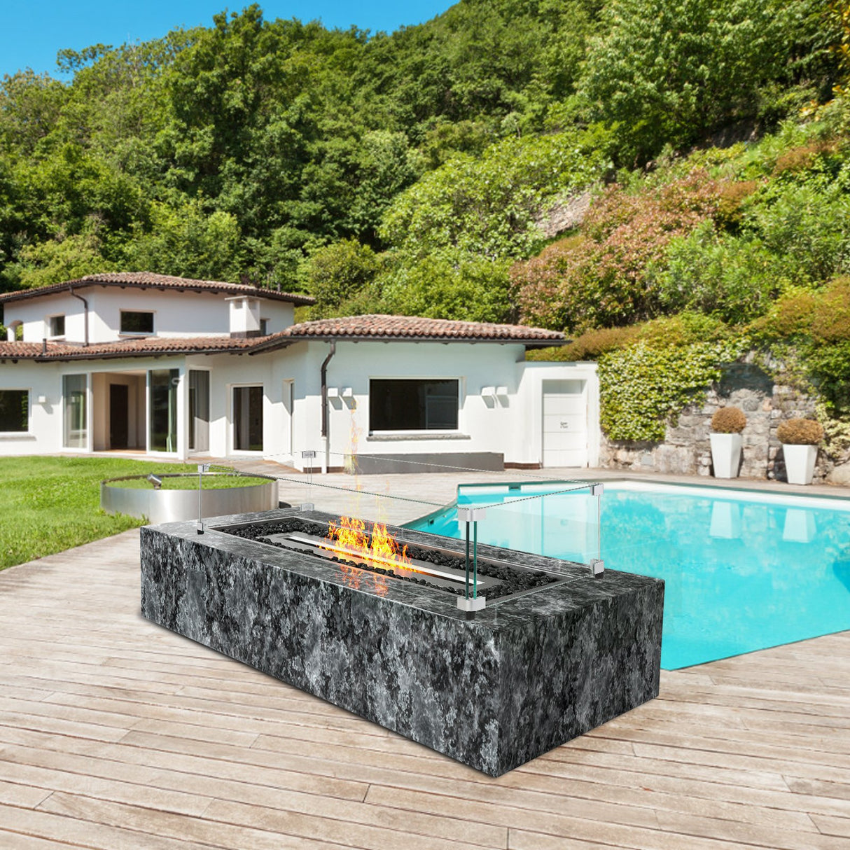 VEVOR Glass Wind Guard for Rectangular Fire Pit Table 773 x 367 x 191 mm, 8mm Thick and Sturdy Tempered Glass Panel with Hard Aluminum Corner Bracket & Rubber Feet, Easy to Assemble