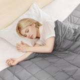 VEVOR Weighted Blanket, 11 kg, 2235 x 2640 mm King Size, Cooling Breathable Heavy Blanket with Glass Beads, All-Season Use, Suitable for 113-140 kg Adults, Anxiety Stress Relief, Improve Sleep, Grey - Low Angle