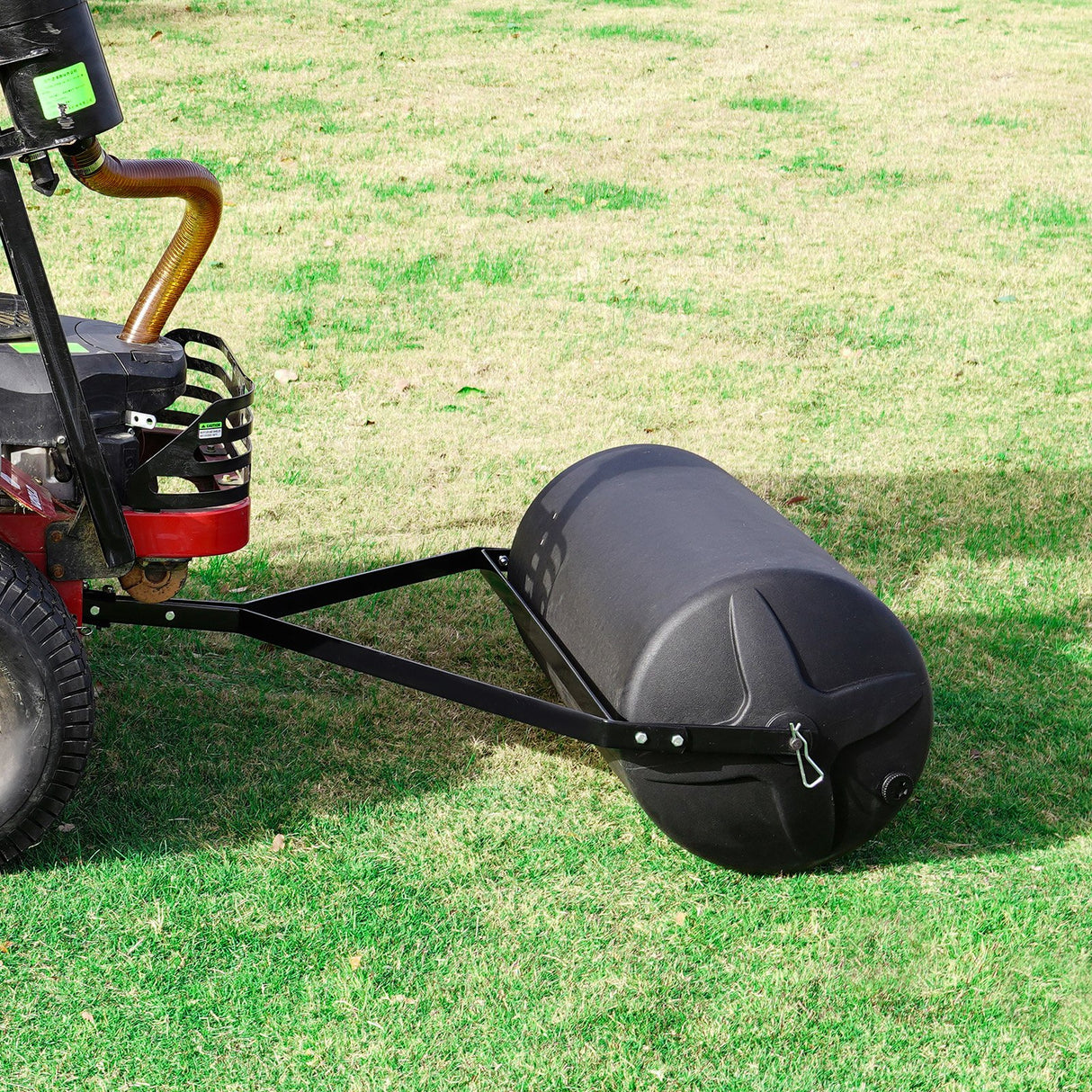 VEVOR Tow Behind Lawn Roller, 400lbs Sand/Water Filled Yard Roller, LLDPE Drum and Steel Frame Sod Roller with Easy-turn Plug, Tow Behind a Tractor or