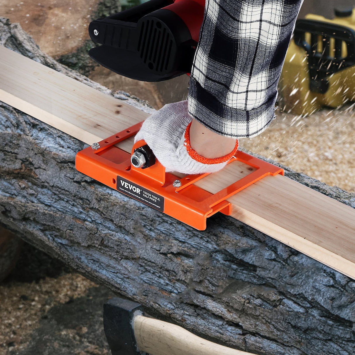 VEVOR Chainsaw Mill, Vertical Lumber Cutting Guide with 5.1-15.2cm Cutting Width, Cast Iron Portable Timber Chainsaw Attachment, Lightweight Wood