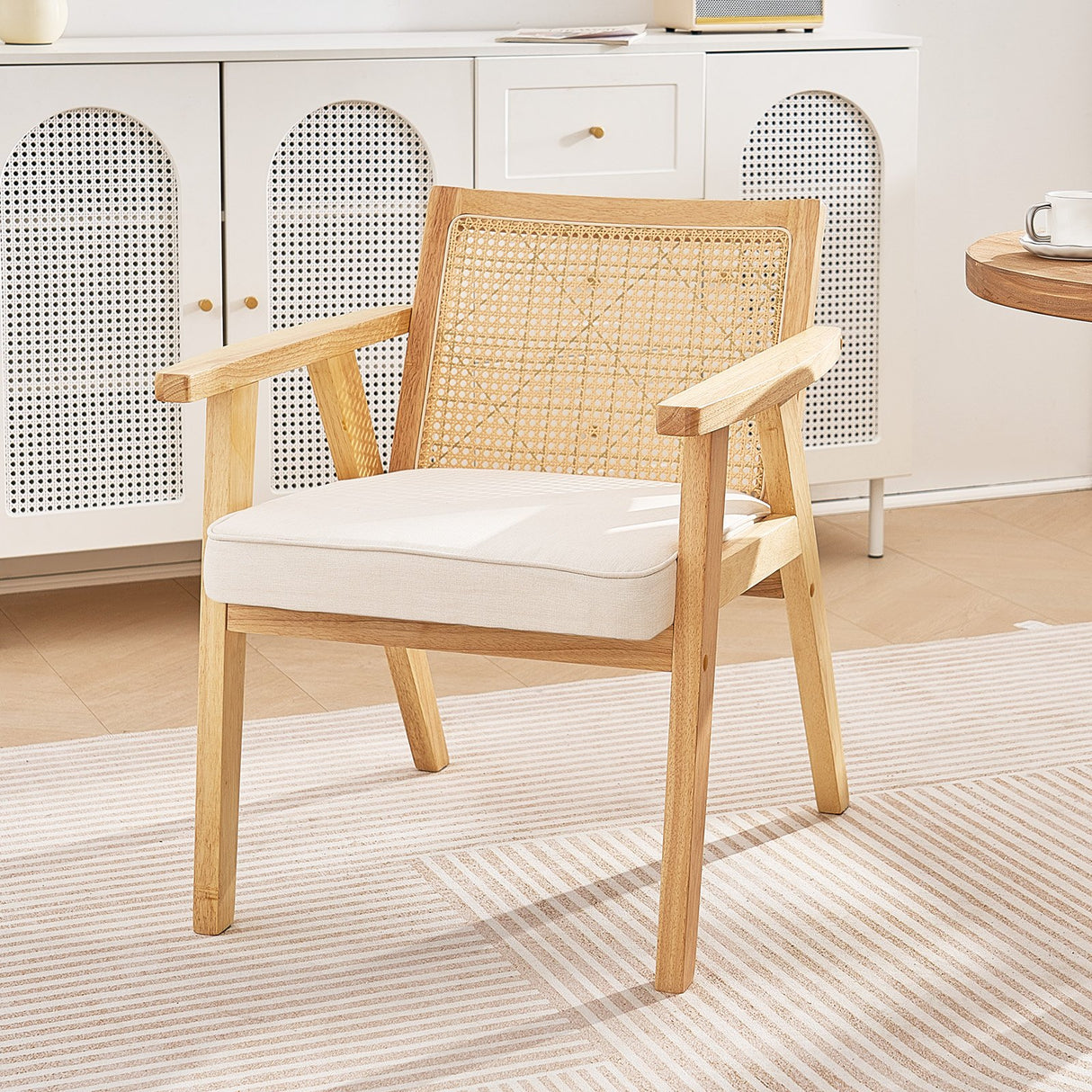 VEVOR Rattan Chair, Mid Century Modern Dining Chair with Armrest, Upholstered Chair with Rattan Back, Retro Rattan Dining Room Kitchen Chair for