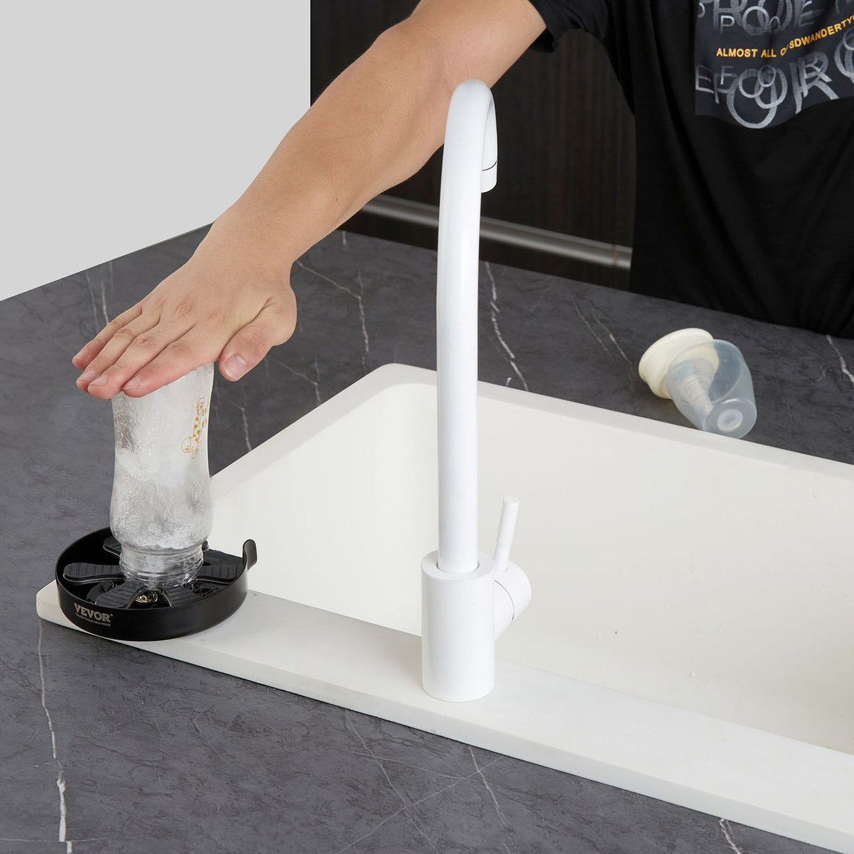 VEVOR Glass Rinser, 10 Powerful Spraying Jets Rotating Cup Rinser for Sink, 304 Stainless Steel Faucet Cup Washer & Silicone Nonslip Pad for Baby