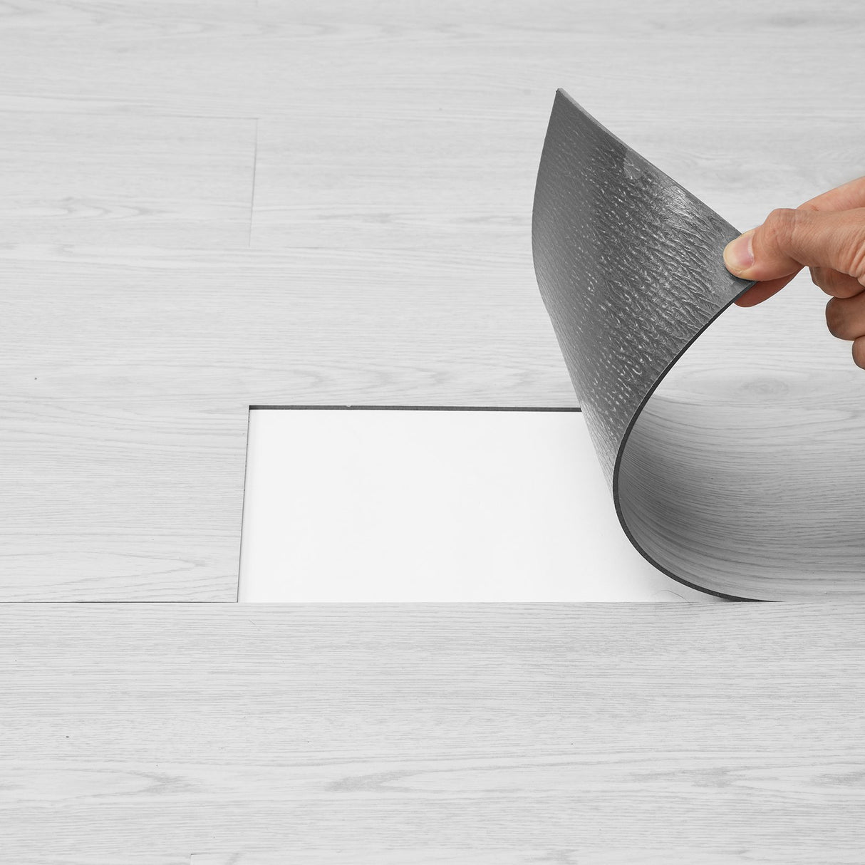 VEVOR Self Adhesive Vinyl Floor Tiles 36 x 6 inch, 36 Tiles 2.5mm Thick Peel & Stick, Light Gray Wood Grain DIY Flooring for Kitchen, Dining Room,
