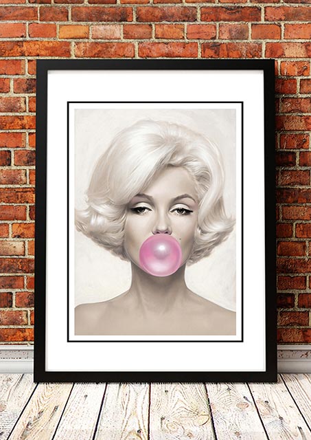 Marilyn Monroe 'Bubblegum' Framed Poster! - Framed A2