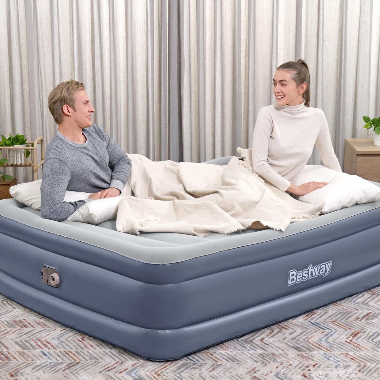 Bestway 203 x 152 x 51cm Tritech Air Mattress Queen Built-in AC Pump-2017004927469096963