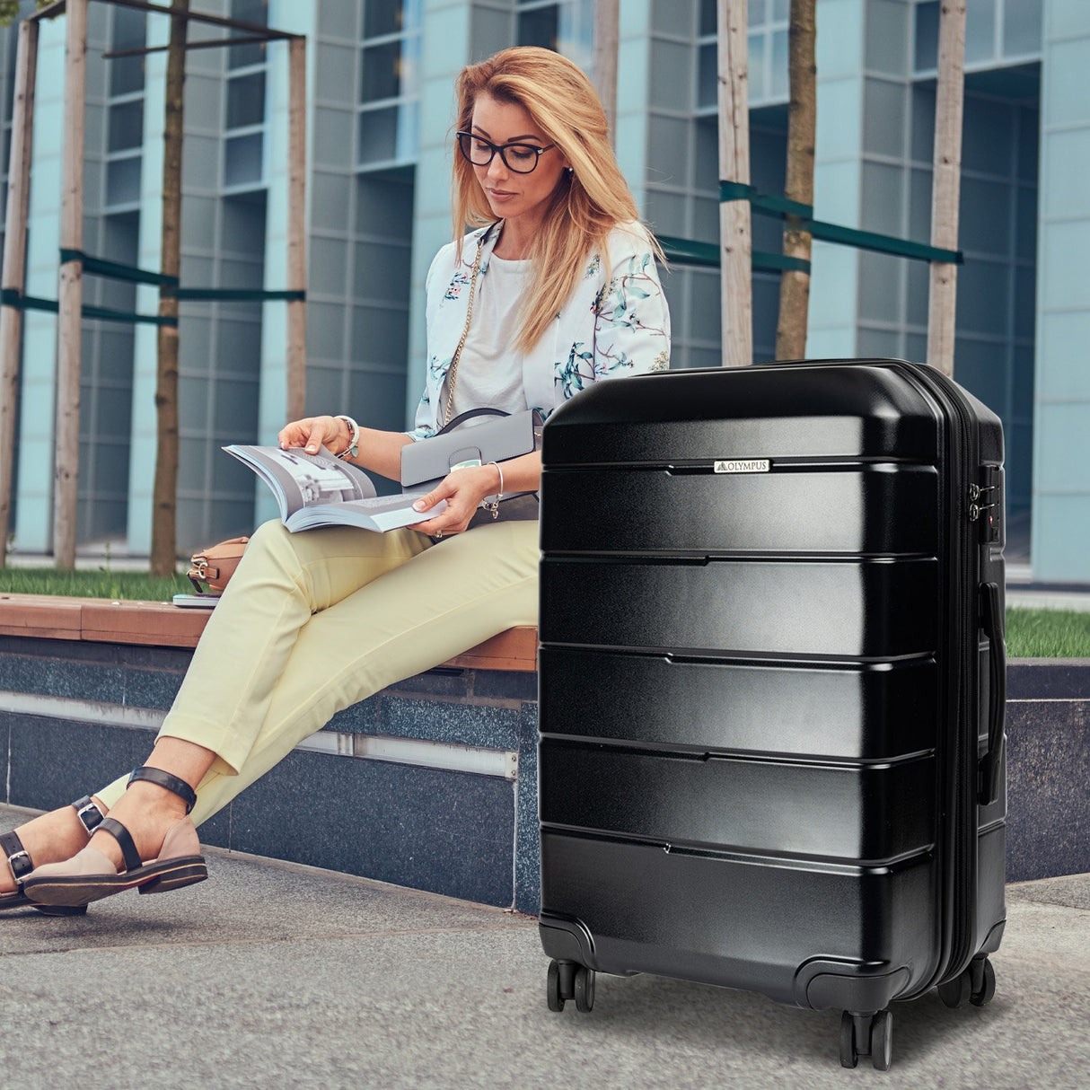 Olympus Artemis 28in Hard Shell Suitcase ABS+PC - Jet Black