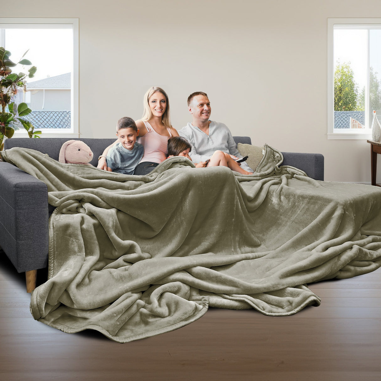 Laura Hill XL Double-Sided Oversized Faux Mink Blanket 305x305cm Olive