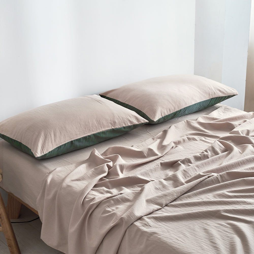 Cosy Club Double Cotton Bedding Set in Serene Green and Beige for Luxurious Comfort