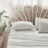 Luxurious White Cotton Queen Sheet Set with Pillow Cases - Cosy Club Essential - Close-Up Angle