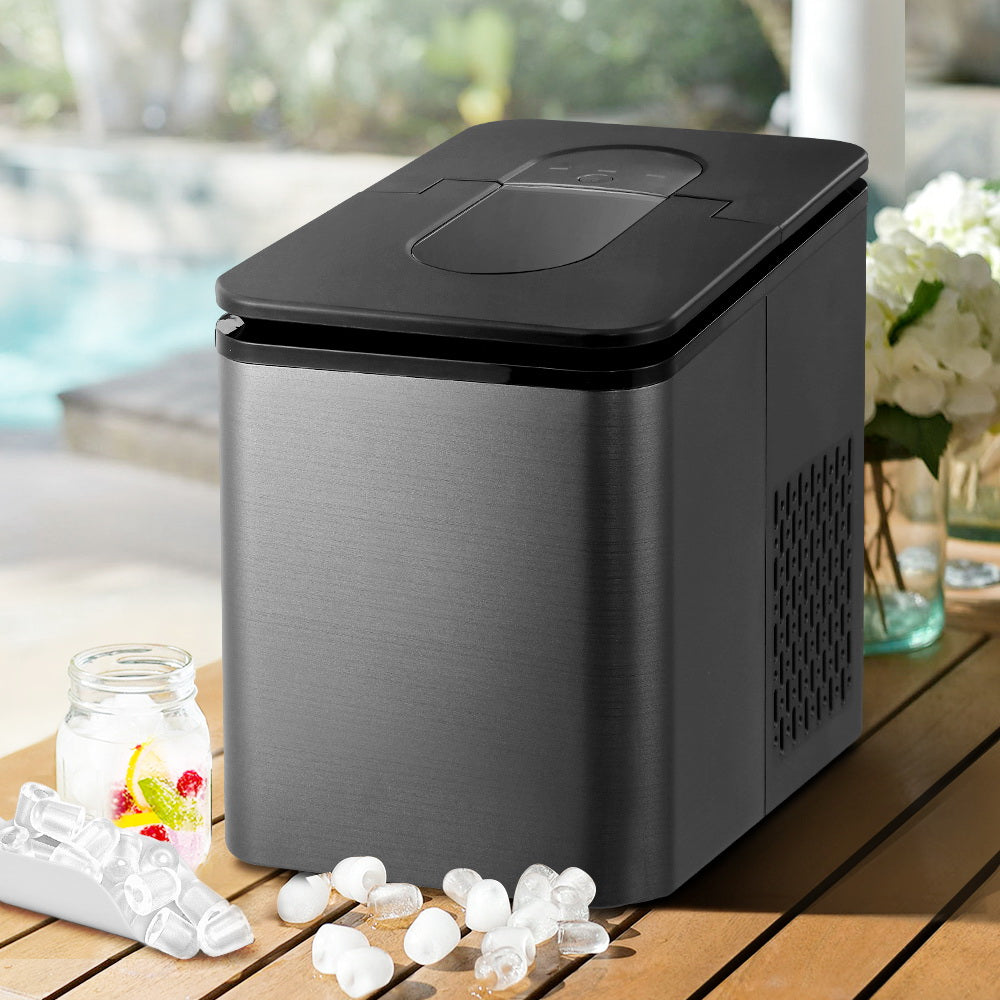 Portable 2.2L Ice Maker - 12KG Countertop Ice Cube Machine for Home & Bar Use - Black