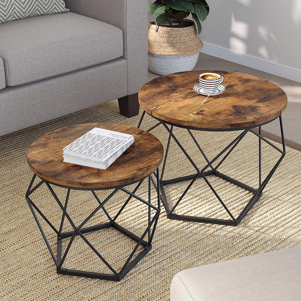 Set of 2 Rustic Industrial Style Side Tables with Sturdy Steel Frames in Brown and Black