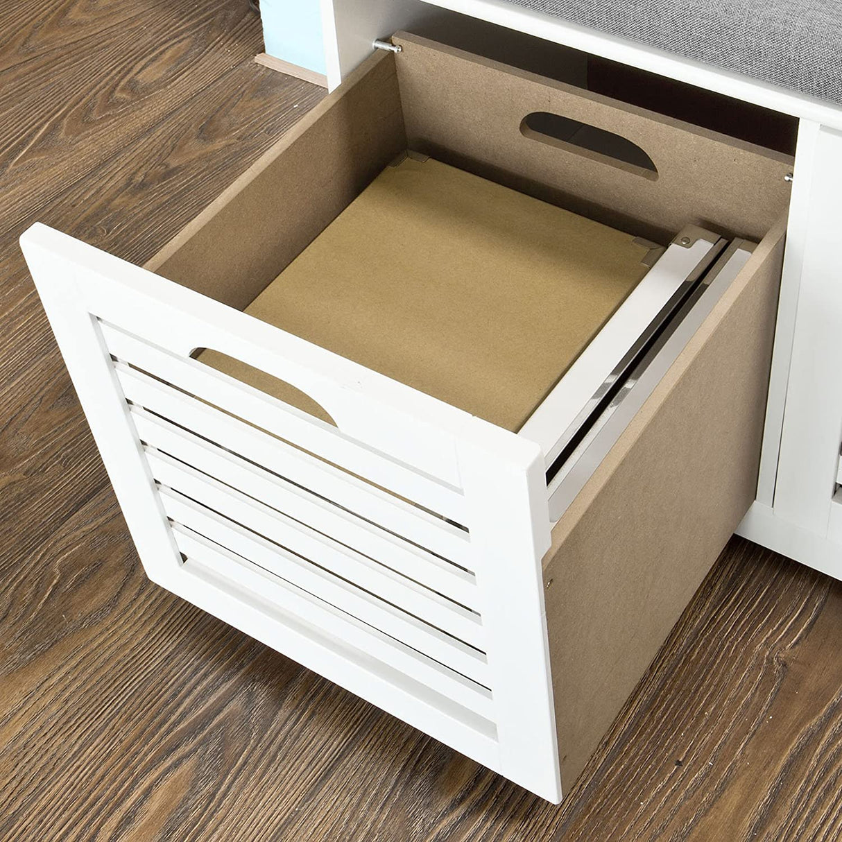 Scandinavian-Style Multi-Functional Storage Bench with Drawers and Baskets