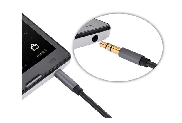 UGREEN 2M Premium Male to Male 3.5mm Audio Cable with Gold-Plated Connectors