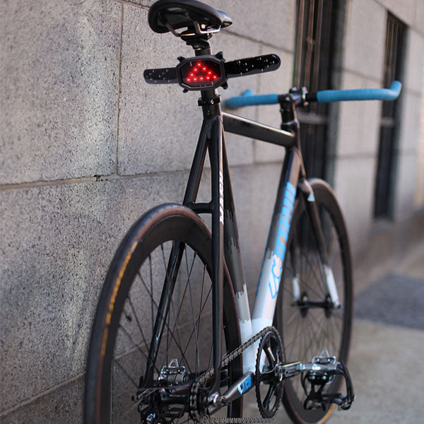 Smart Wireless Bicycle Signal System