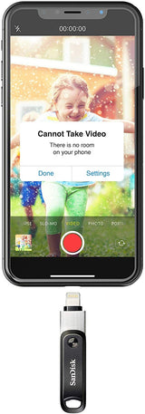 SanDisk iXpand Flash Drive Go 128GB - Black, USB 3.0 for iPhone and iPad - Front View